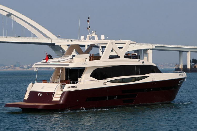 95ft_yacht_img2_resize